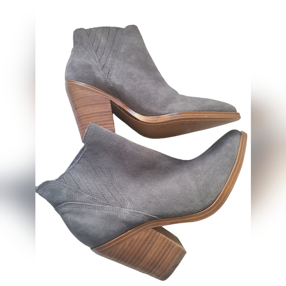 Marc Fisher LTD Gardi Pointed Toe Suede Booties β Medium Gray, Size 8 | Stylish - Picture 12 of 13